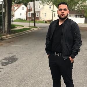 Meet your Posher, Emmanuel